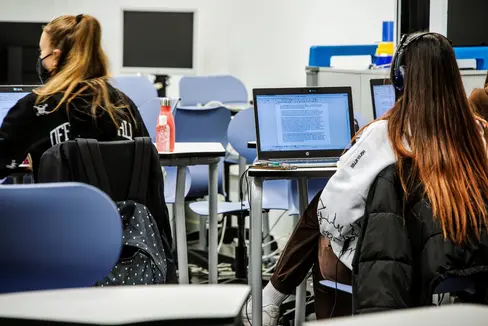 Ripartono i soggiorni studio in Germania. Sono 40 i posti disponibili per gli studenti delle quarti classi delle scuole superiori in lingua italiana dell'Alto Adige. (Foto: ASP/Peter Daldos)