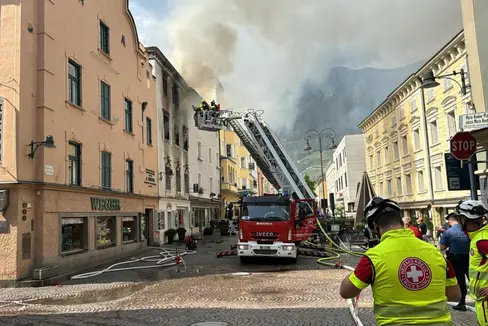 Spento l'incendio in via Bastioni Maggiori, a Bressanone. (Foto: Vigili del fuoco volontari di Chiusa)