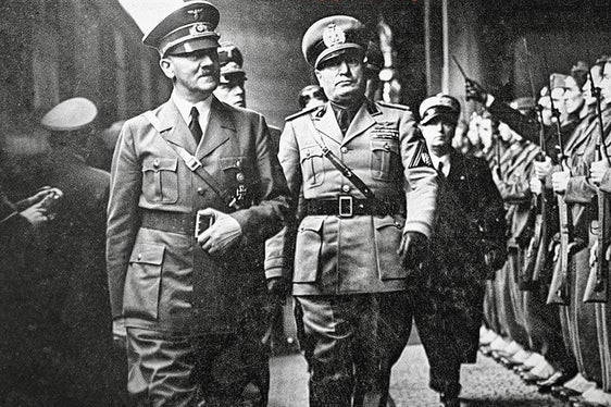 Mercoledì 24 gennaio si terrà alla Biblioteca provinciale italiana Claudia Augusta la presentazione del volume iconografico “Dittature di confine. Trentino, Alto Adige e Tirolo dal 1935 al 1945. (Foto: ASP/Biblioteca Claudia Augusta)