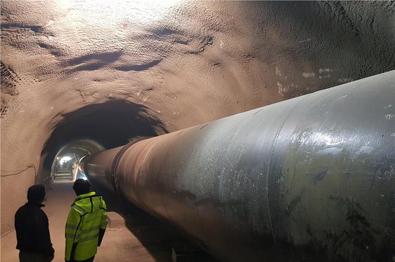 La centrale idroelettrica di Sant’Antonio, unica del suo genere in Europa in quanto completamente interrata, è attualmente, per grandezza, il quinto impianto idroelettrico dell'Alto Adige. (Foto: Eisackwerk)