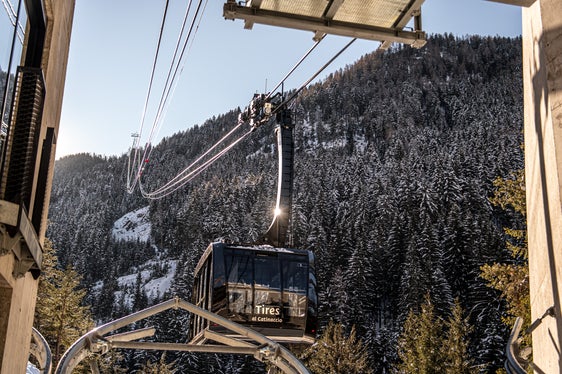 Un'immagine della stazione a valle della funivia Tires-Malga Frommer (Foto: Carezza Dolomites/Helmuth Rier)
