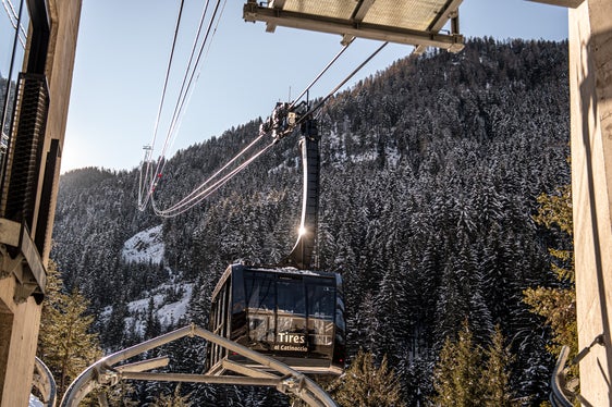 Blick aus der Talstation der Seilbahn Tiers-Frommeralm (Foto: Carezza Dolomites/Helmuth Rier)