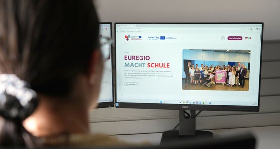 Seit 20. Mai 2026 online: Die neu gestaltete Website Euregio macht Schule (Foto: Land Tirol/Trenker)