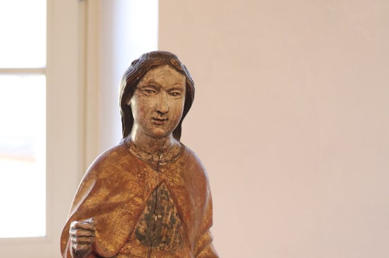 Lunedì 27 novembre al Museion di Bolzano verranno discussi e approfonditi gli aspetti della tutela dei beni culturali attraverso esempi pratici. L'immagine mostra una statua di Santa Margherita di datazione sconosciuta (Foto: ASP/Maja Clara)