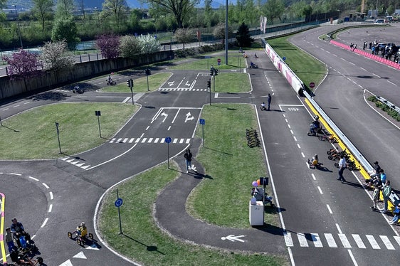 Attrazione particolare per i più piccoli sono stati i go-kart a pedali. (Foto: Sta)