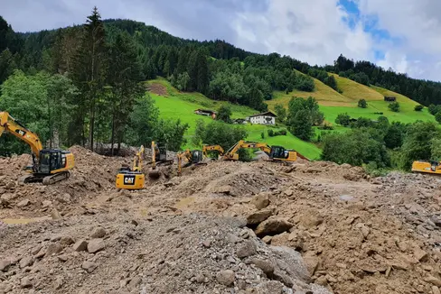 Im Pflerscherbach und seinem Zubringer Toffringerbach ist die Wildbachverbauung heute mit Aufräumarbeiten befasst. (Foto: Agentur für Bevölkerungsschutz/Amt für Wildbach- und Lawinenverbauung Nord)