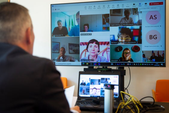 Il Comitato di coordinamento e di indirizzo del Parco nazionale dello Stelvio ha discusso online punti importanti per il futuro del parco. (Foto: ASP/Fabio Brucculeri)