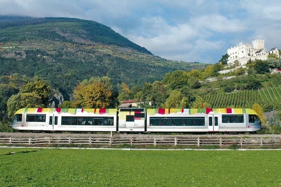 D'ora in poi il personale di sicurezza viaggerà di sera sui treni della Ferrovia della Val Venosta. Firmato il relativo decreto (Foto: IDM Südtirol)