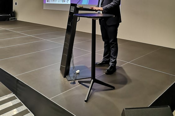 Sapere che quest’anno più di 250 studenti, 3000 negli ultimi 5 anni, hanno partecipato a un progetto su queste tematiche, mi rende decisamente ottimista per il futuro”, ha detto l'assessore all'Istruzione Marco Galateo, intervenuto al NOI Techpark (Foto: ASP/Direzione Istruzione e Formazione italiana)