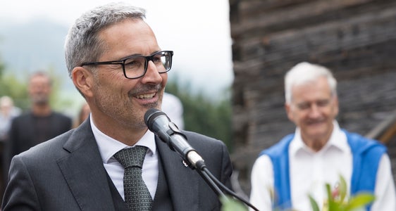 Il presidente dell'Euregio e della Provincia di Bolzano Arno Kompatscher: Con condizioni di localizzazione ottimali e forza innovativa, come Euregio possiamo sopravvivere sul mercato internazionale e fare tendenza. (Foto: Land Tirol/Sedlak)