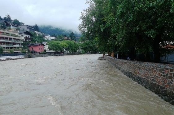 L'Agenzia della protezione civile intensifica la messa in sicurezza di Bressanone dalle inondazioni. L'immagine d'archivio mostra l'alluvione del 30 agosto 2020 (Foto: ASP/ Ufficio sistemazione bacini montani Nord)