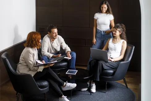 Tirocinio estivo in Provincia: candidature entro il 2 febbraio alle ore 12 per vivere la quotidianità amministrativa a Bolzano, Roma o Bruxelles. (Foto: USP/Tiberio Sorvillo)