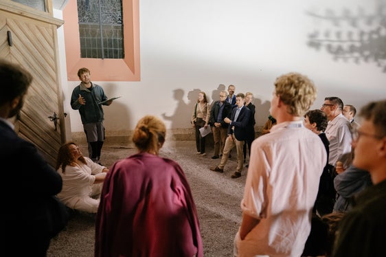 Künstlerische Intervention vom EuregioDramaLab. (Foto: EFA/Andrei Pungovschi)