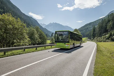Die Buslinie 450 Bruneck – Ahrntal zählt zu den meistgenutzten in Südtirol. Ab dem 5. September können Fahrgäste auf der Linie im 15-Minutentakt bis nach St. Jakob fahren. (Foto: © TV Ahrntal - Martin Zimmerhofer)