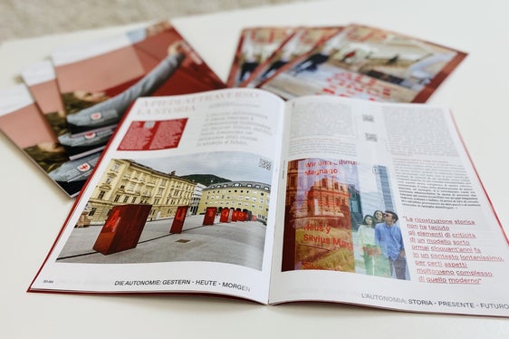 “Quo vadis, autonomiae?” È questo il tema centrale del nuovo numero di LP, la rivista della Provincia che è online e che in questi giorni viene inviata agli abbonati (Foto: ASP/Claudia Messner)