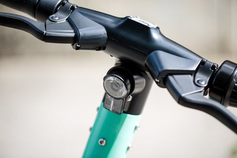 Ab dem 16. Mai gelten in Italien und auch in Südtirol neue Vorschriften für Elektroroller, darunter Kennzeichenpflicht, Versicherungspflicht und Helmpflicht. (Foto: Pixabay. Das Foto darf nur im Zusammenhang mit dieser Aussendung verwendet werden.)