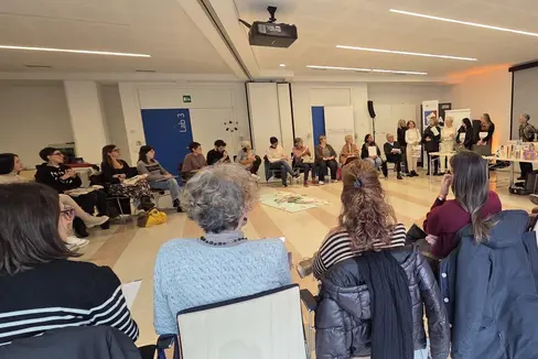 Abschluss der Nati per Leggere-Woche mit einem Fortbildungskurs für 27 Mitarbeitende und Freiwillige. (Foto: LPA)