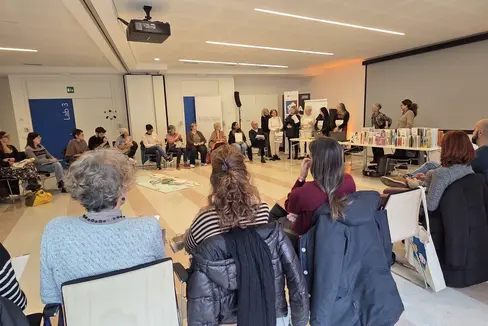 Abschluss der Nati per Leggere-Woche mit einem Fortbildungskurs für 27 Mitarbeitende und Freiwillige. (Foto: LPA)