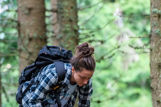 Agli “Alto Adige CleanUp Days”, in programma dal 17 al 20 settembre, possono partecipare tutti gli interessati e le interessate: presso i punti di distribuzione riceveranno un kit CleanUP gratuito contenente sacchetti per i rifiuti e pinze. (Foto: USP/Marco Spataro)