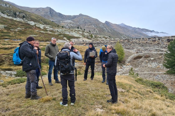 Sopralluogo al termine dei lavori di ripristino della storica diga della Val Martello. (Foto: USP/Ufficio Idrologia e dighe)