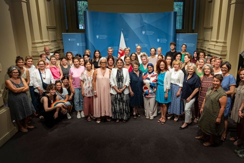 Il 31 luglio, durante la conferenza stampa contro il crescente odio in rete, la Commissione provinciale per le pari opportunità per le donne ha ricevuto ampio consenso e sostegno per la sua causa. (Foto: USP/Fabio Brucculeri)