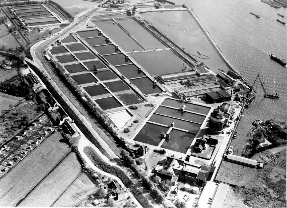 Luchtfoto van het terrein.