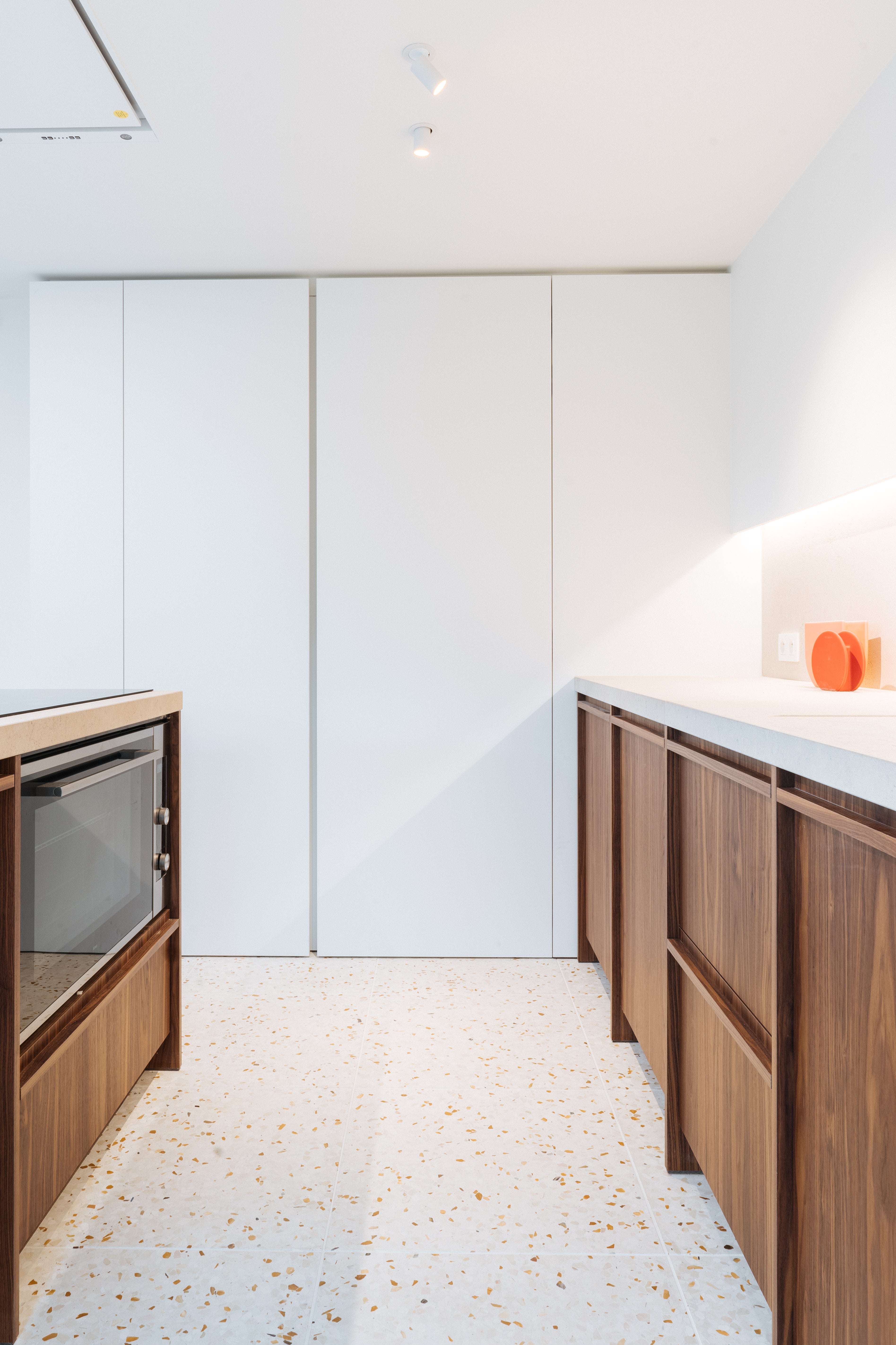 Veneer kitchen - wood kitchen - wooden kitchen - walnut kitchen - walnut - walnut american - Total Wood Solutions