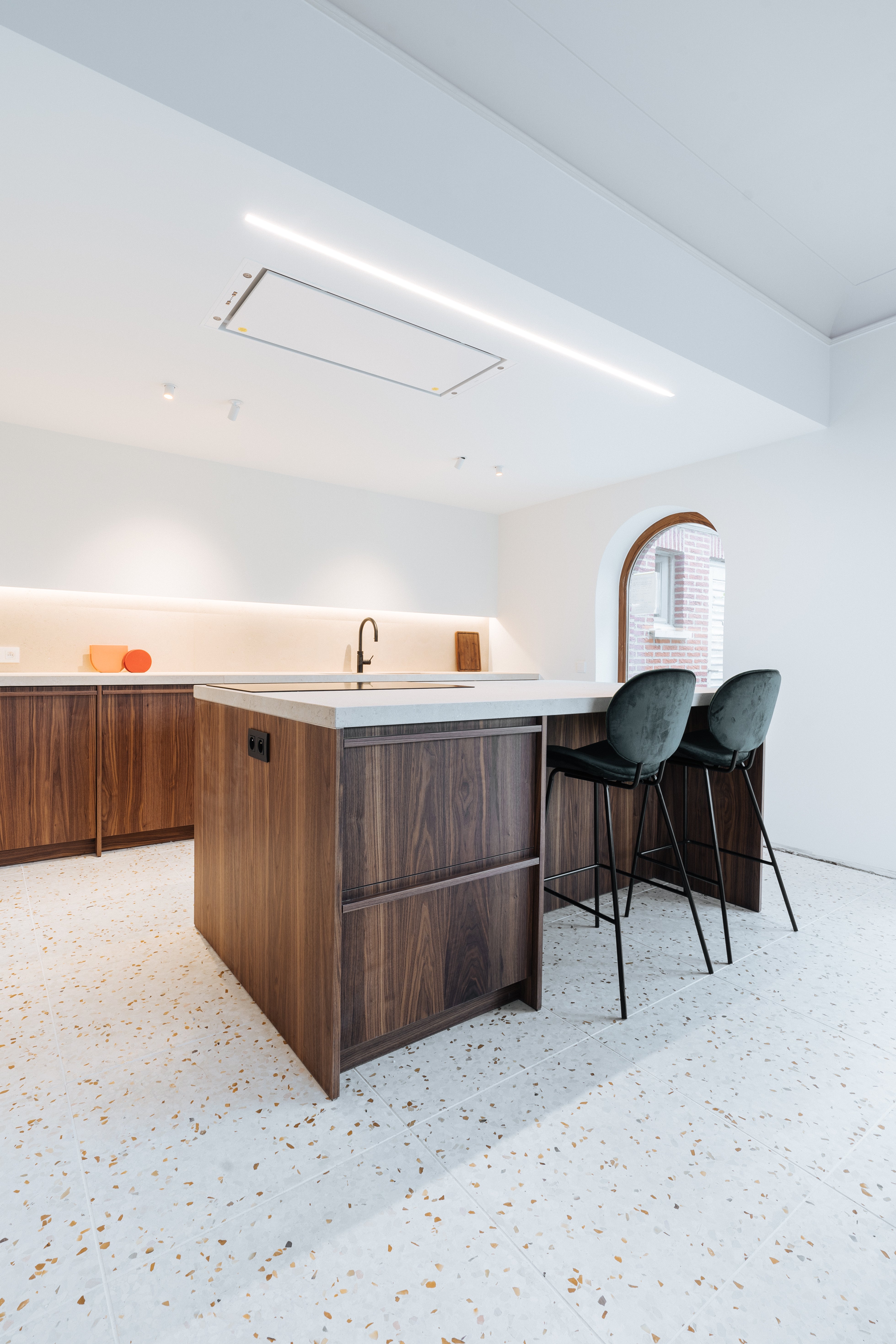 Veneer kitchen - Total Wood Solutions - Walnut American - Walnut kitchen