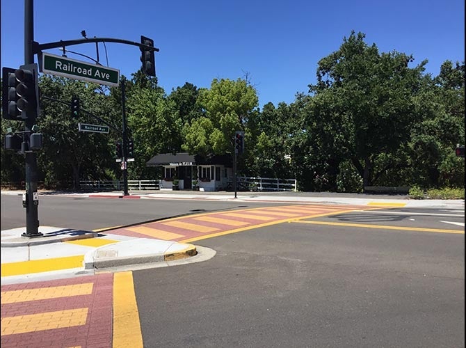 Red and yellow crosswalk design