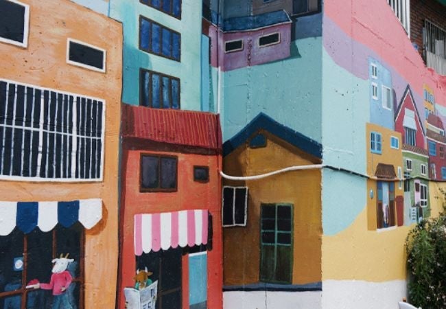 painted murals in Busan South Korea 