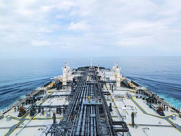 Container ship with PPG SIGMAGLIDE 2390 fouling release coating for optimal fuel efficiency