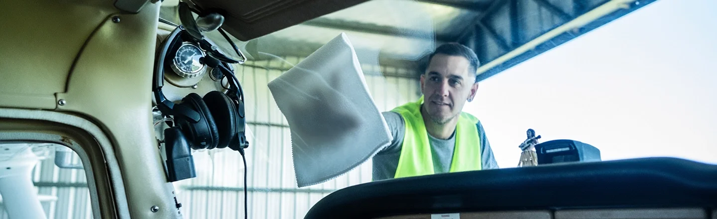 Discover PPG Clarity® Wipes, aviation-grade cleaning for windshields and windows. Non-abrasive and ideal for pre-flight maintenance.