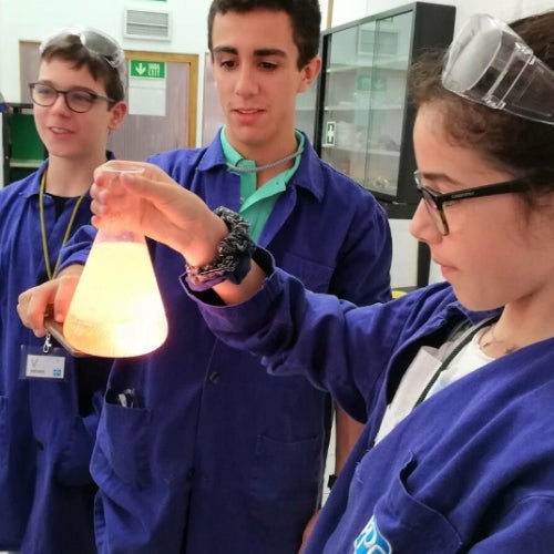 young kids at STEM summer camp 