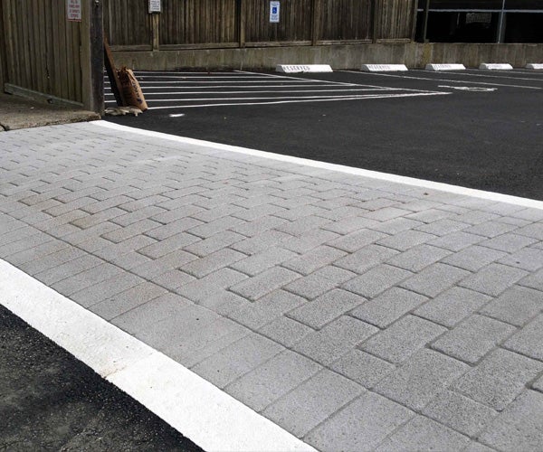 ENNIS-FLINT® by PPG TRAFFICPATTERNSXD® preformed thermoplastic crosswalk