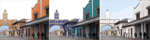 Een blauw gebouw met een klokkentoren