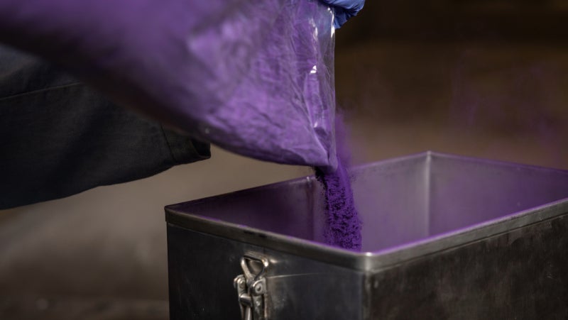 Discover expert solutions and guidance for Troubleshooting Powder Line Applications in manufacturing. Enhance efficiency and reduce downtime with powder.