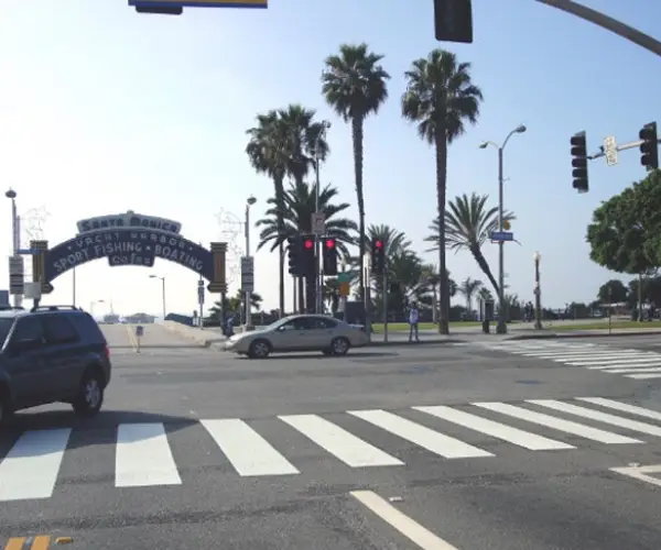 ENNIS-FLINT® by PPG preformed thermoplastic crosswalk in Santa Monica, CA