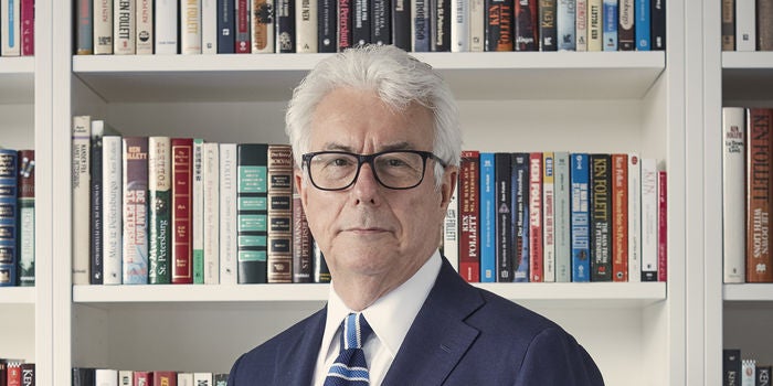 Portrait of Ken Follett