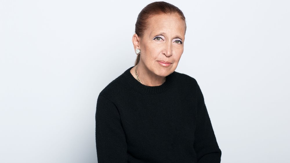 danielle-steel-header-1_1-min.jpg