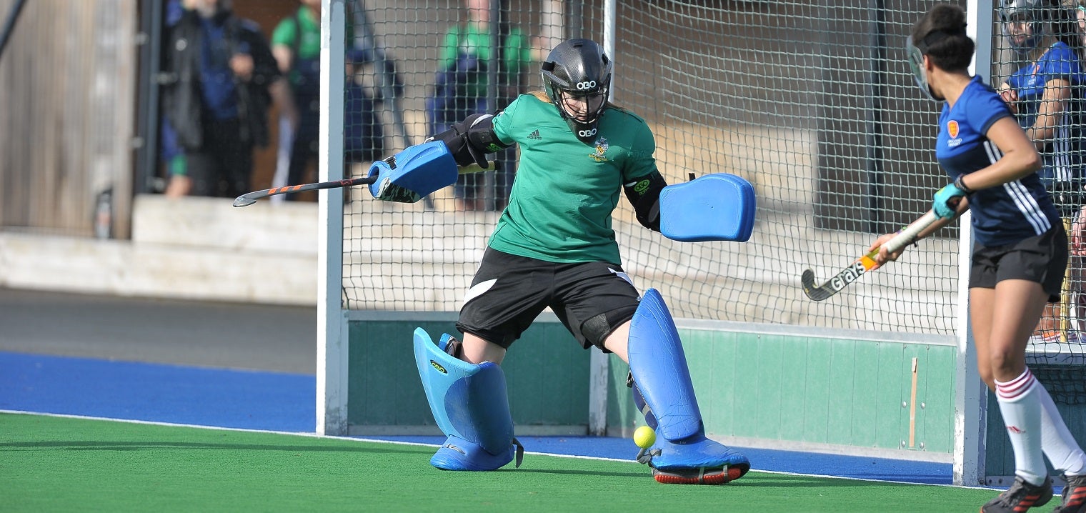 SIPPA Eng hockey - action shot 