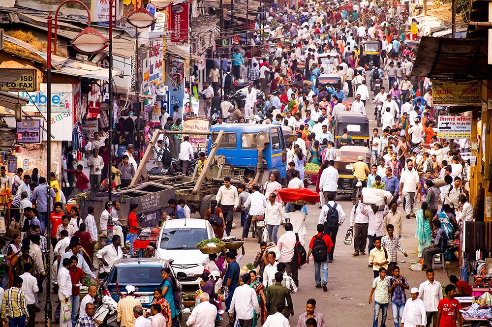 Mumbai street scene. Credit: Shutterstock.
