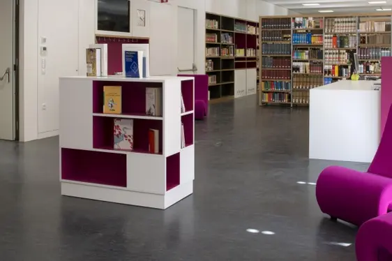 Bibliothek Lesebereich