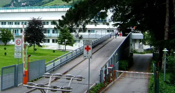 Meran - Krankenhaus Franz Tappeiner Erste Hilfe