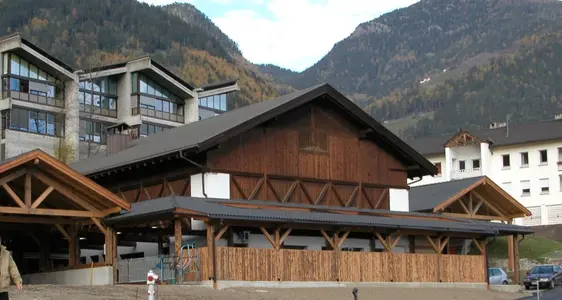 Vahrn: Wirtschaftsgebäude Bruggerhof