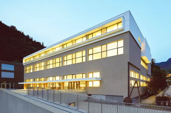 Hauptfassade (Fotograf Renè Riller)