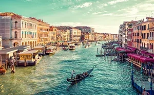 Short course card image to illustrate Beginners Italian 3: stai andando bene!