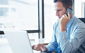 Short course card image to illustrate Effective communication strategies and skills for work