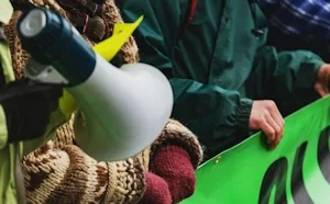 Short course card image to illustrate Teaching for climate action