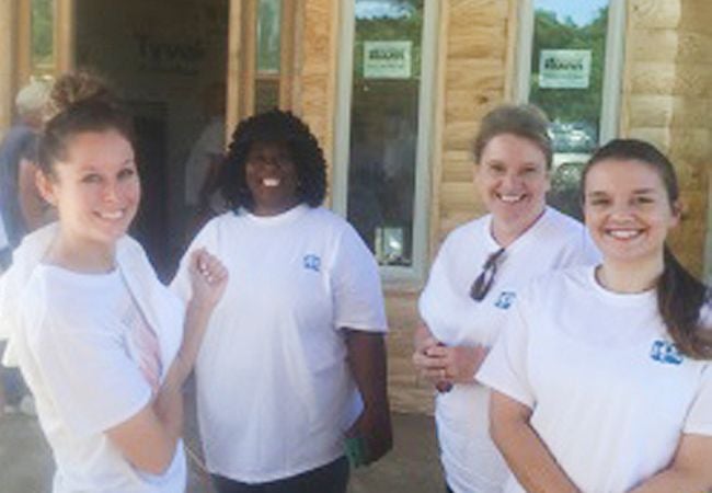 four women volunteers in Hot Springs, Arizona 