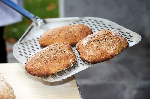 Schulladen Brotbacken Dietenheimer Breatl Schwarzbrot Schulladen Brotbacken Dietenheimer Breatl Schwarzbrot